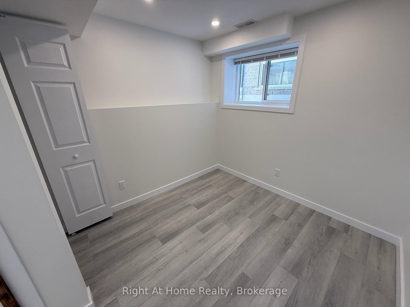 237 Benninger Drive - Photo 6