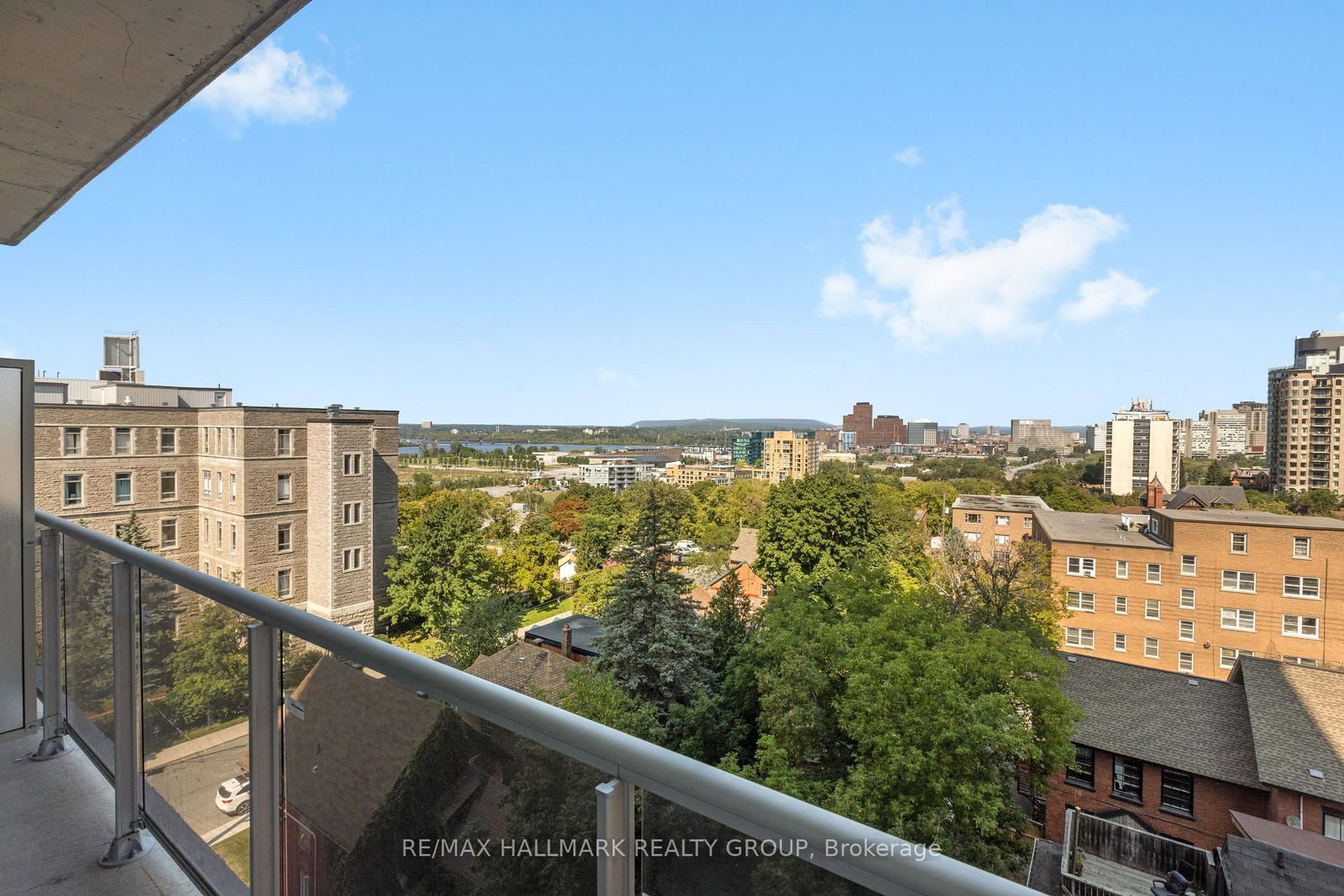 192 Bronson Avenue, Unit 303 - Photo 11