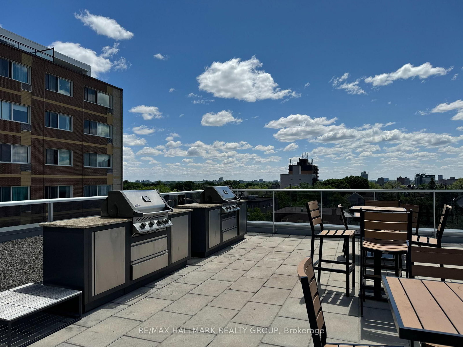 192 Bronson Avenue, Unit 303 - Photo 29