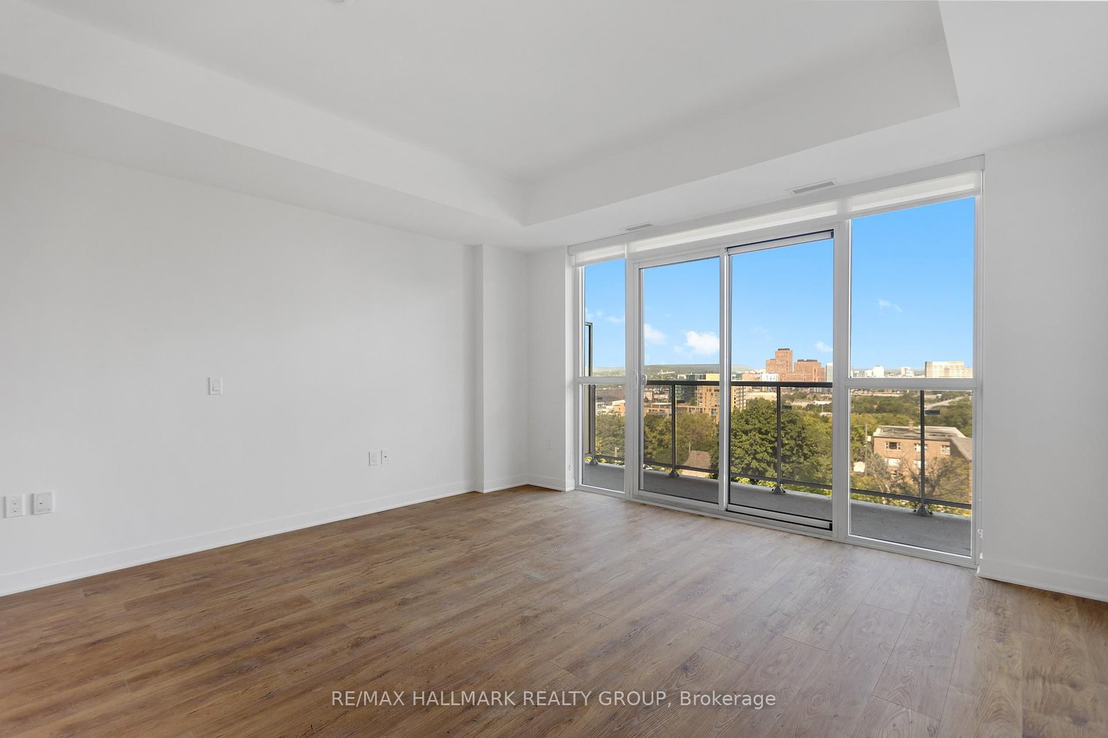 192 Bronson Avenue, Unit 303 - Photo 7