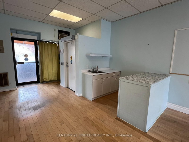 3 - 4 - 203 Simcoe St, Peterborough, K9H 2H6 | Image 3