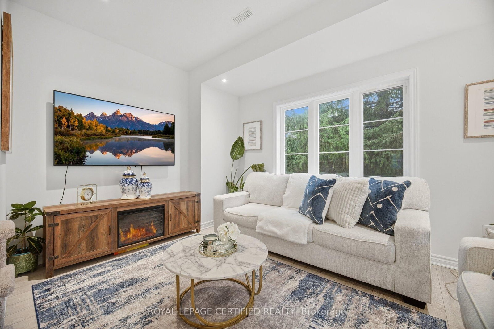 383 Dundas Street E, Unit 22 - Photo 13