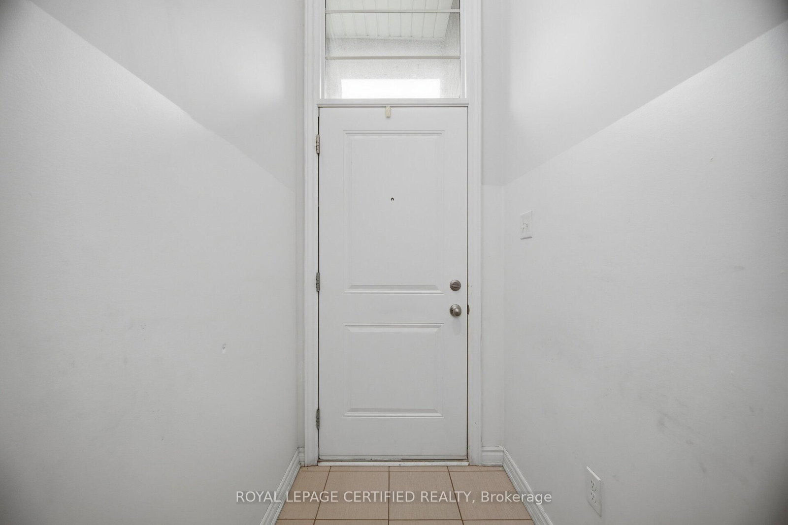 383 Dundas Street E, Unit 22 - Photo 3