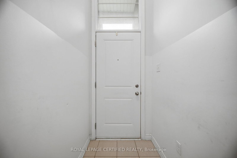 22 - 383 Dundas St E, Hamilton, L8B 1X6 | Image 3