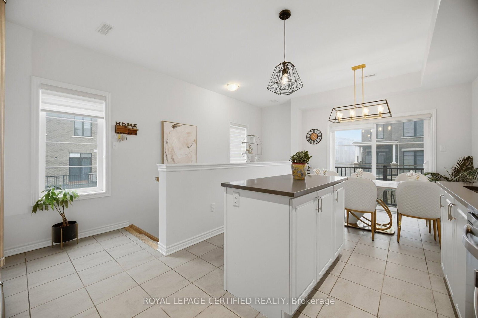 383 Dundas Street E, Unit 22 - Photo 9