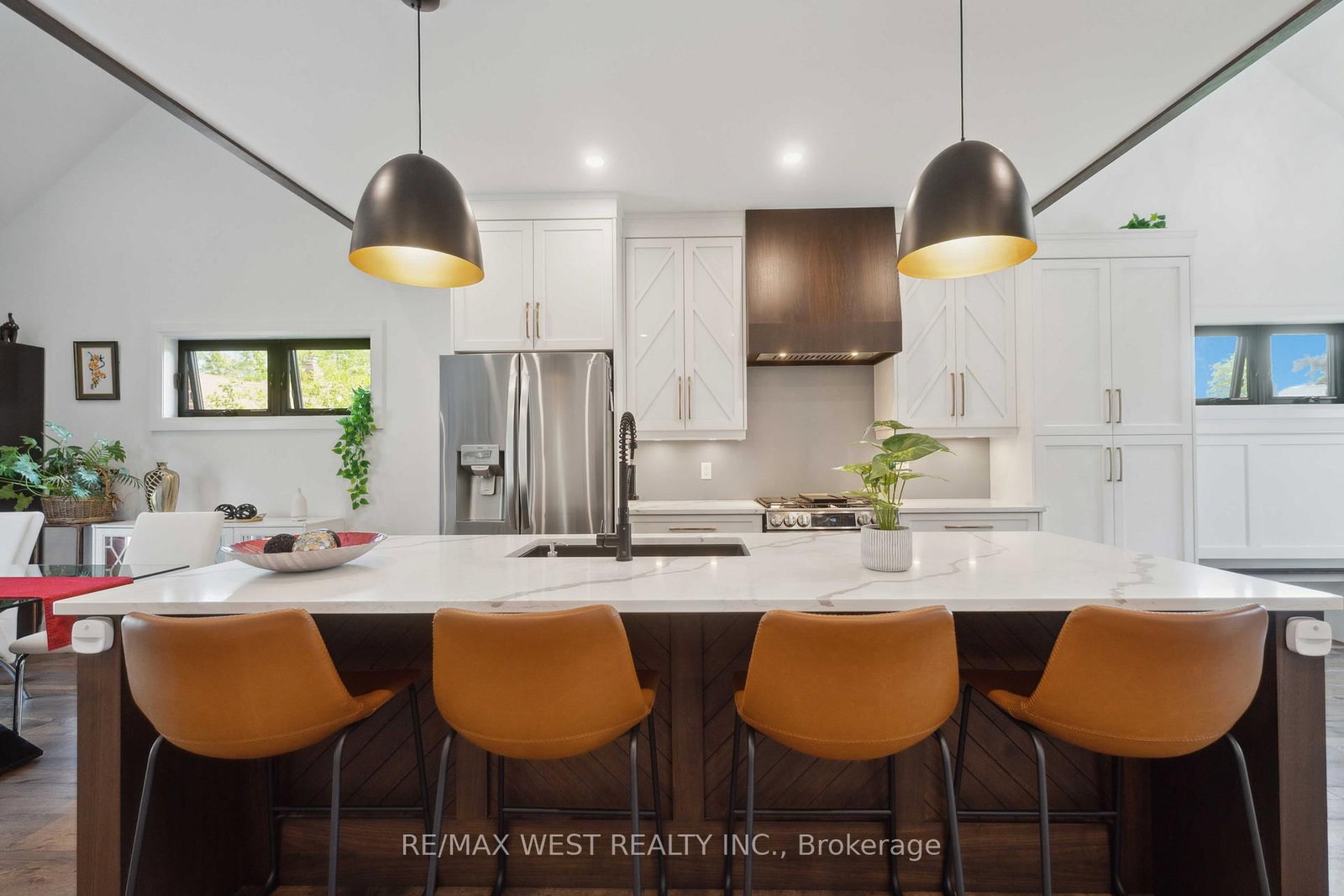 Detached House for sale at 14 Charlotte Court, Welland, Ontario, L3C 1P5 - Prince Charles - MLS: X12960170