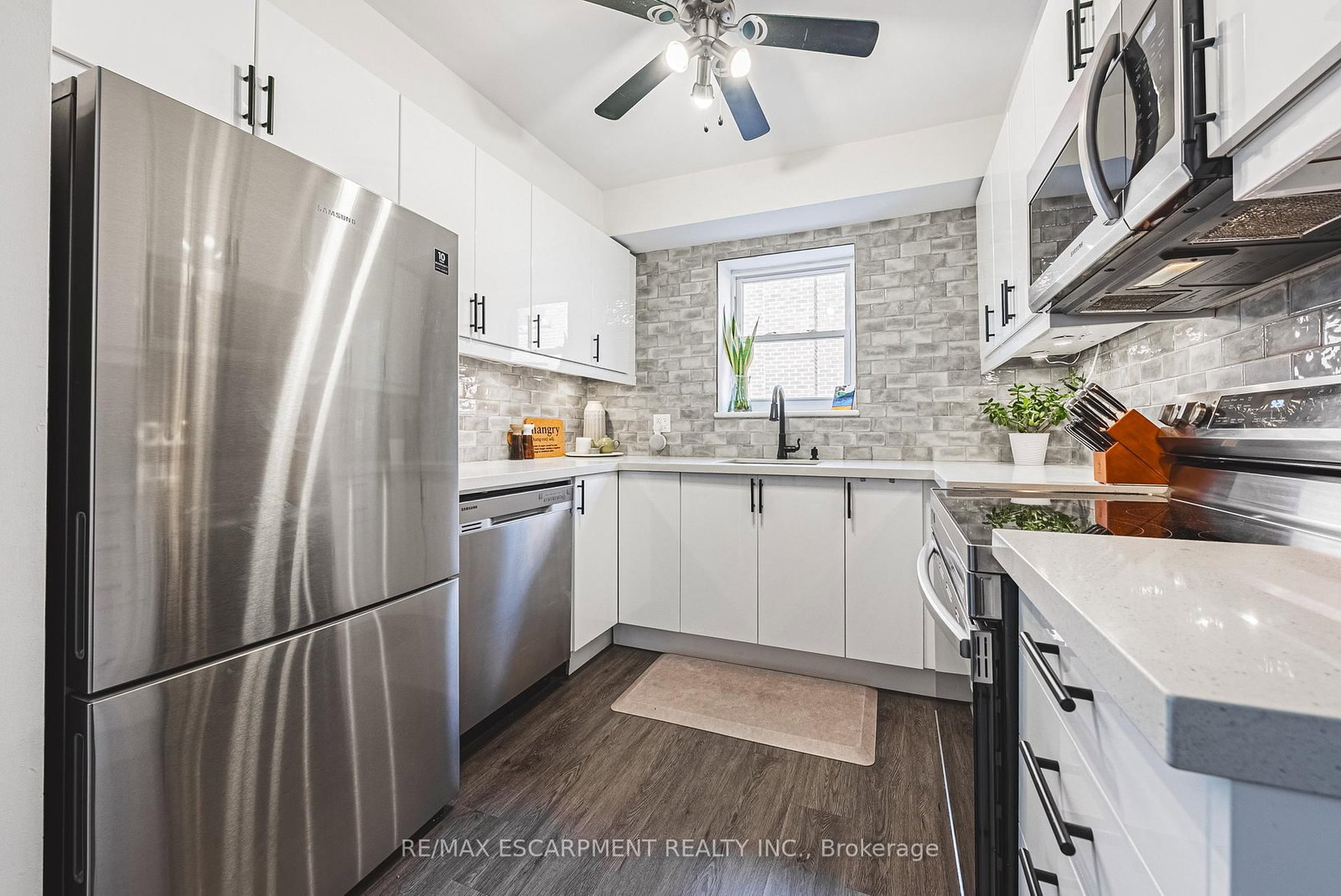 Condo for sale at 208-836 Concession Street, Hamilton, Ontario, L8V 1E2 - Raleigh - MLS: X12960204