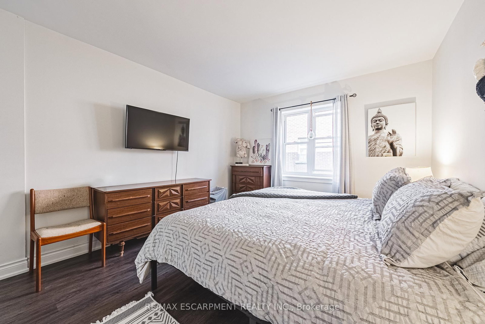 Condo for sale at 208-836 Concession Street, Hamilton, Ontario, L8V 1E2 - Raleigh - MLS: X12960204