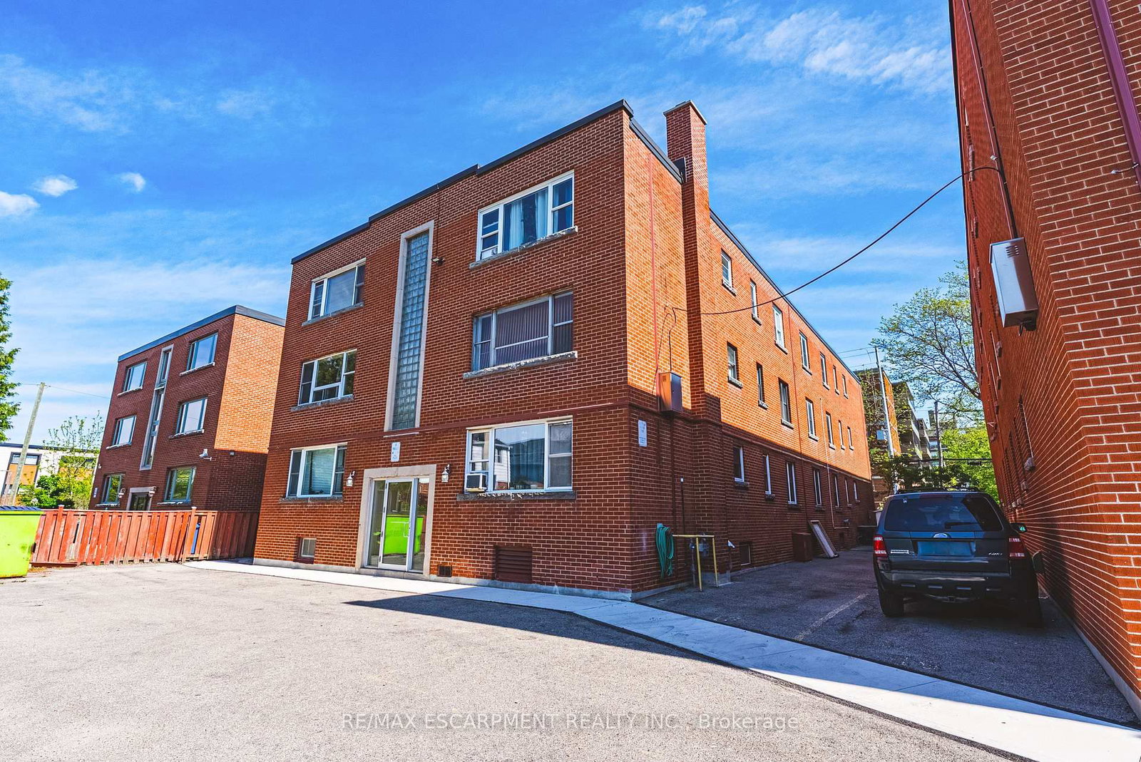 Condo for sale at 208-836 Concession Street, Hamilton, Ontario, L8V 1E2 - Raleigh - MLS: X12960204