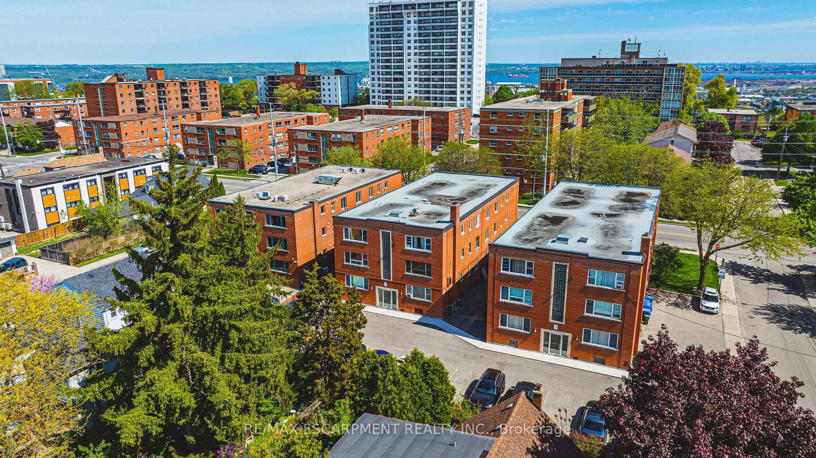 Condo for sale at 208-836 Concession Street, Hamilton, Ontario, L8V 1E2 - Raleigh - MLS: X12960204