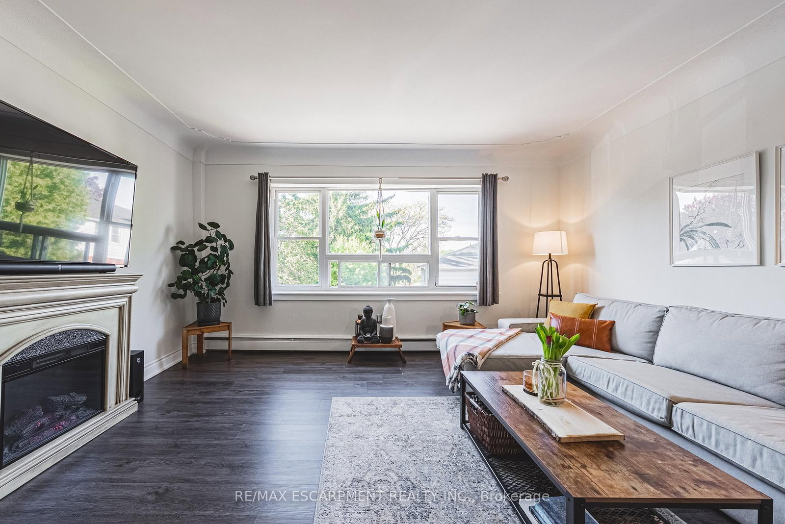 Condo for sale at 208-836 Concession Street, Hamilton, Ontario, L8V 1E2 - Raleigh - MLS: X12960204