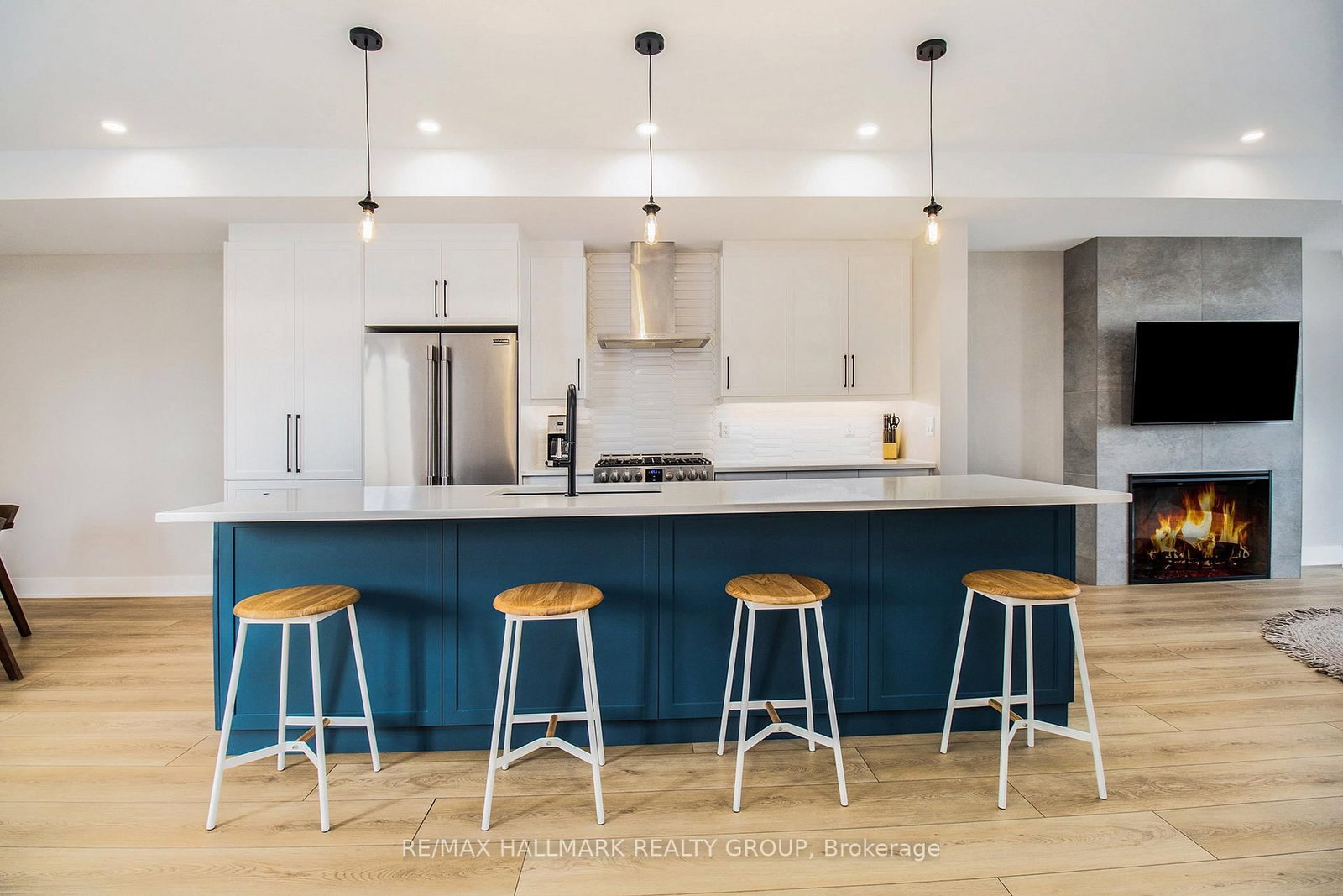 72 Armstrong Street, Unit A - Photo 4