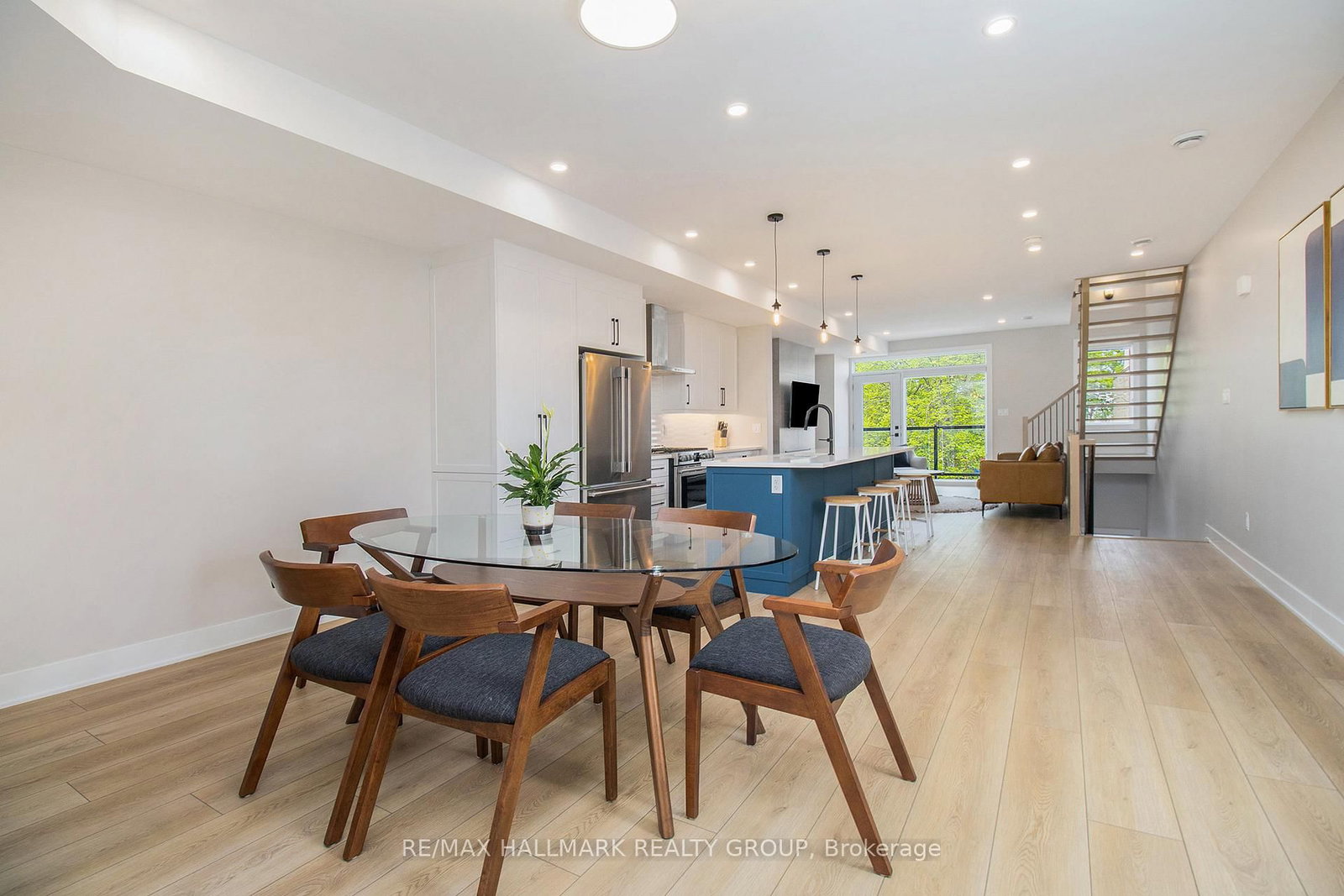 72 Armstrong Street, Unit A - Photo 6