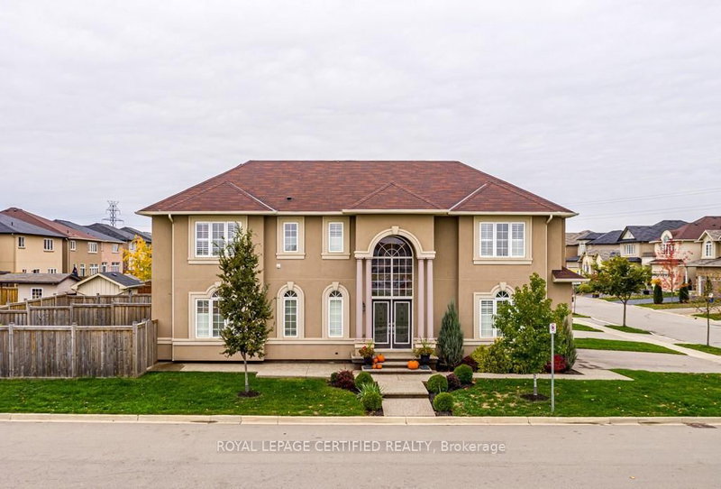 60 Guest St, Hamilton, L9K 0G5 | Image 3