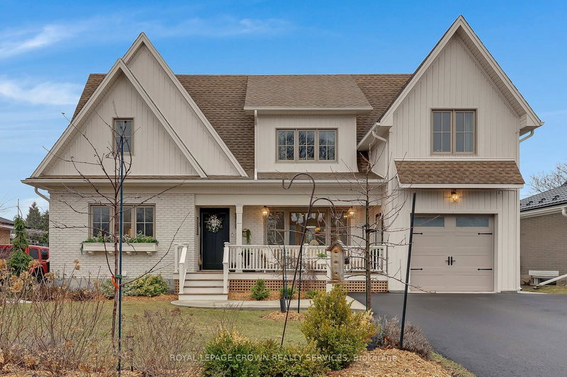 home for sale on 252 Shepherd Avenue