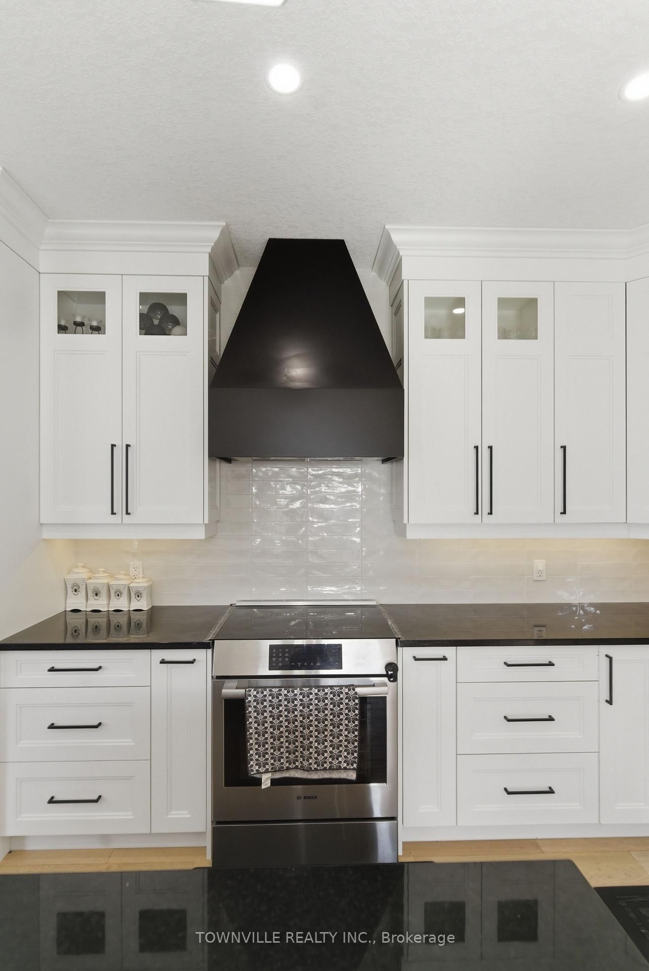 2677 Kettering Place - Photo 15