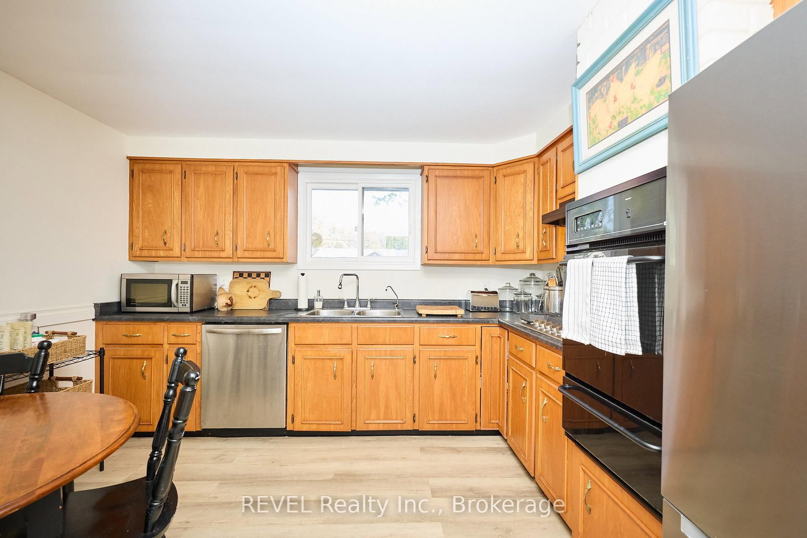 Detached House for sale at 88 Haun Road, Fort Erie, Ontario, L0S 1B0 - Crystal Beach - MLS: X12960688