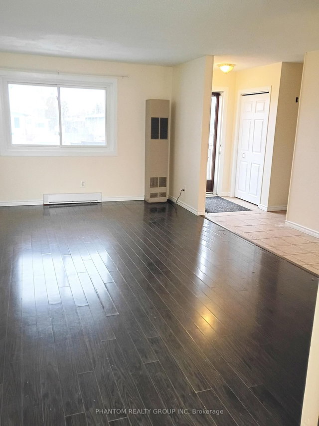 98 Carraway Crescent