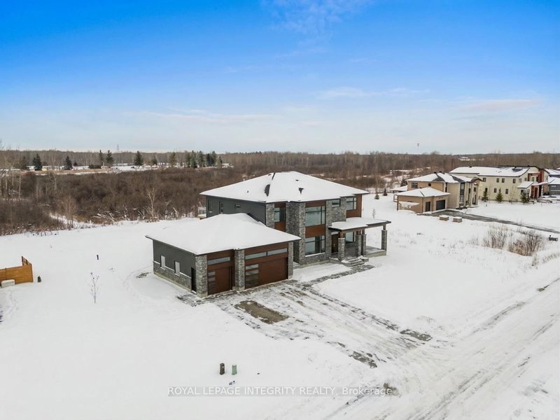 671 Ballycastle Cres, Ottawa, K1X 0A3 | Image 3