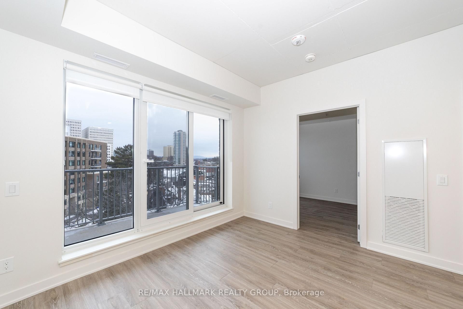 353 Gardner Street, Unit 401