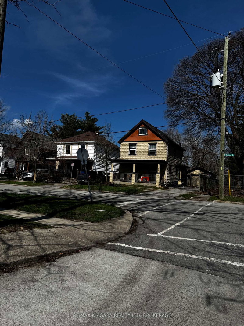 home for lease on 20 Thomas Street