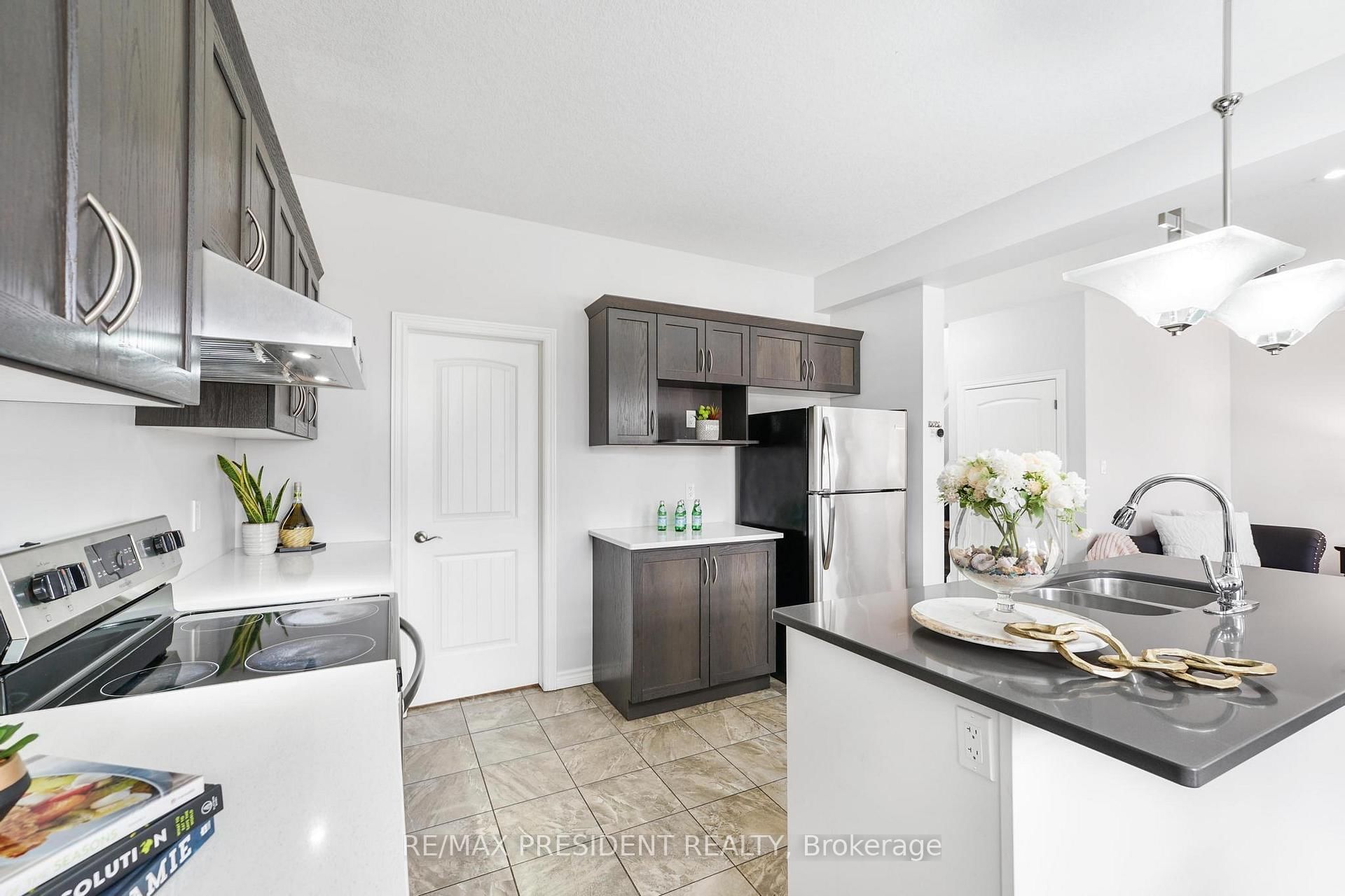 505 Sophia Crescent