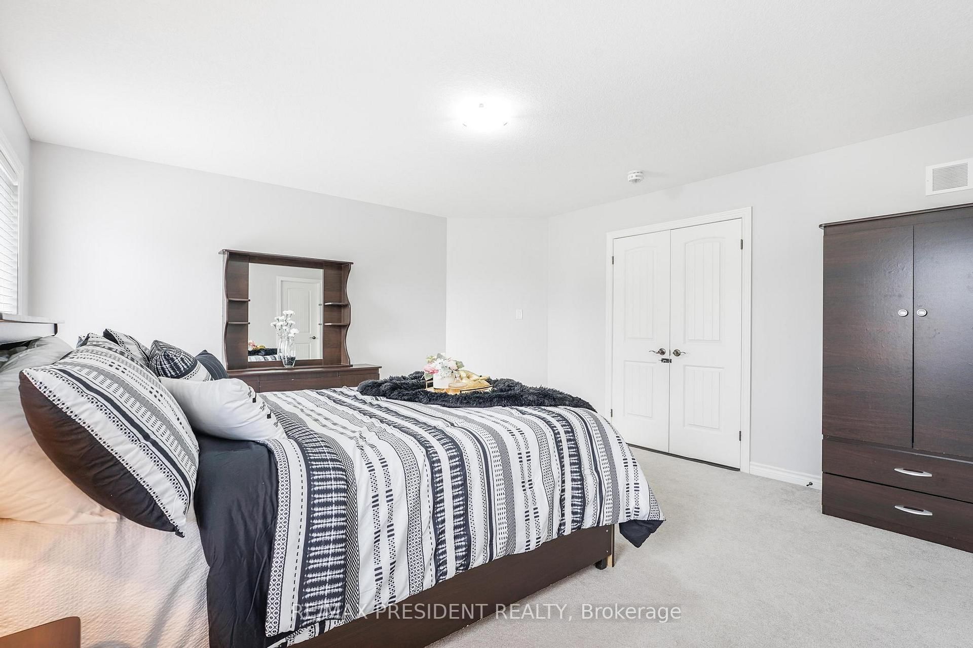 505 Sophia Crescent
