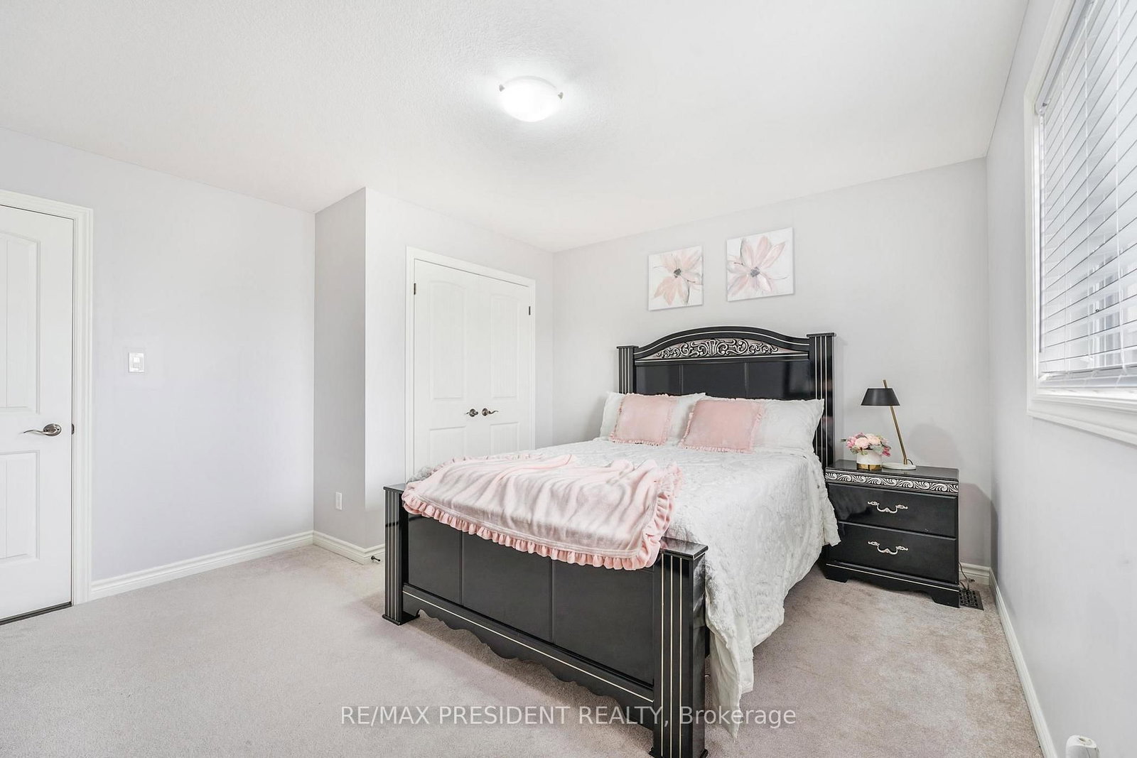 505 Sophia Crescent - Photo 30