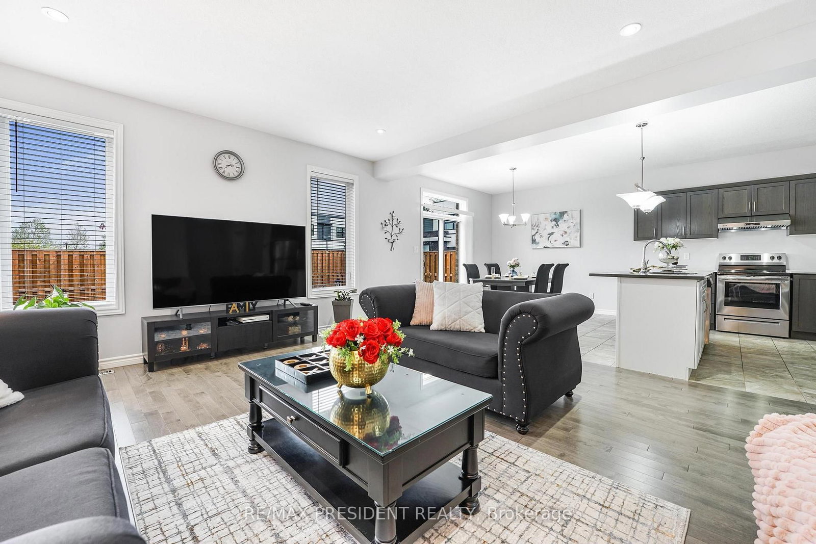 505 Sophia Crescent - Photo 9