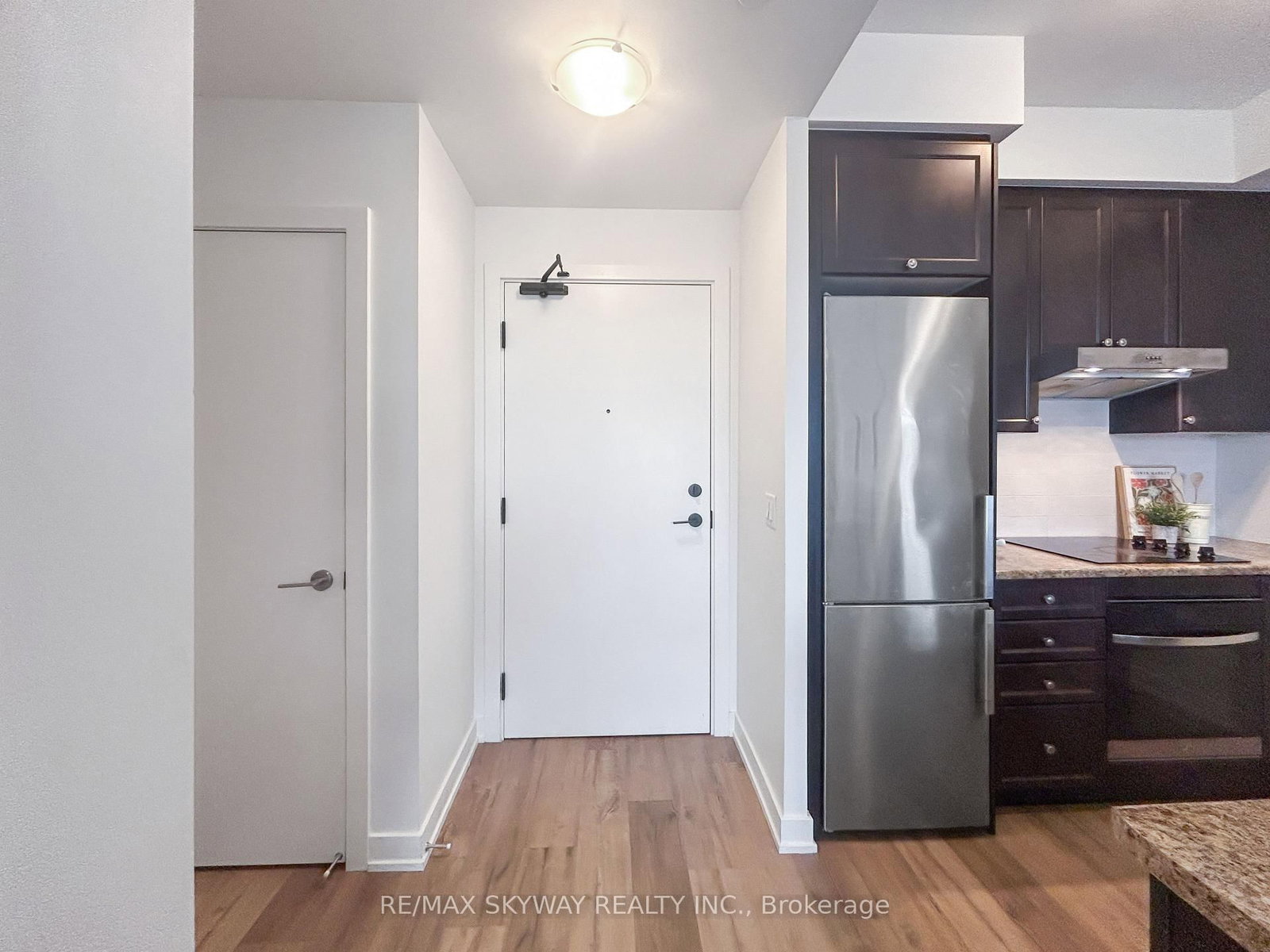 600 North Service Road, Unit 306 - Photo 12