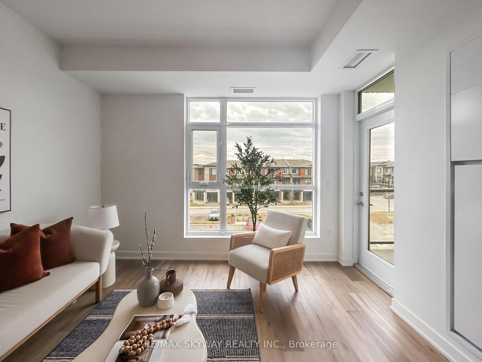 600 North Service Road, Unit 306 - Photo 13