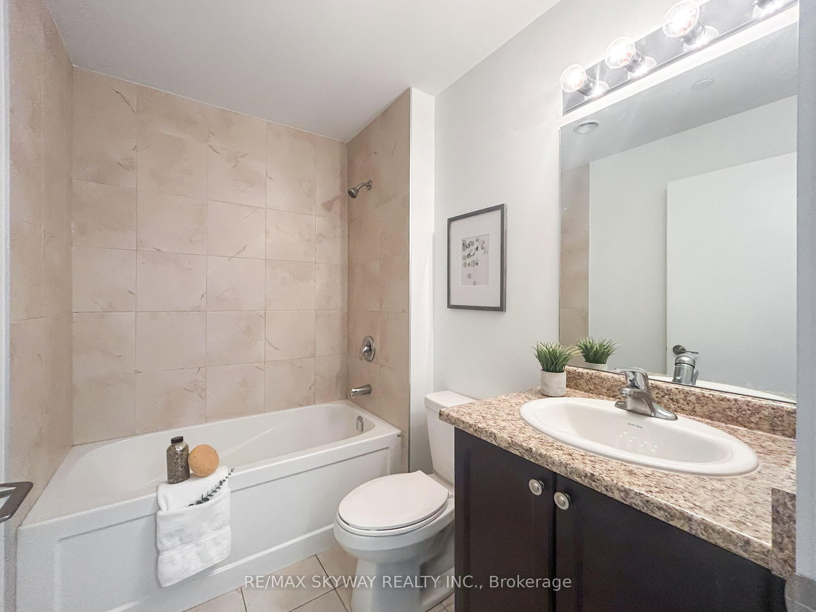 600 North Service Road, Unit 306 - Photo 17