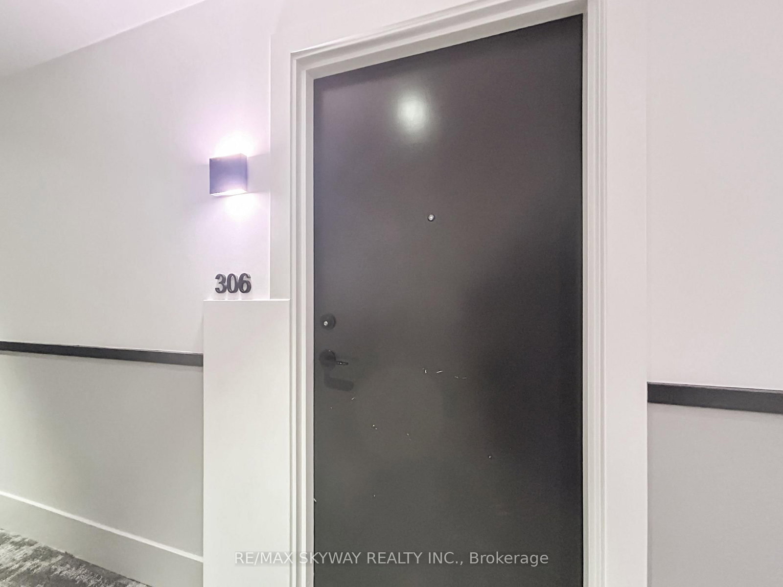 Condo for sale at 306-600 North Service Road, Hamilton, Ontario, L8E 0L2 - Stoney Creek - MLS: X12960948