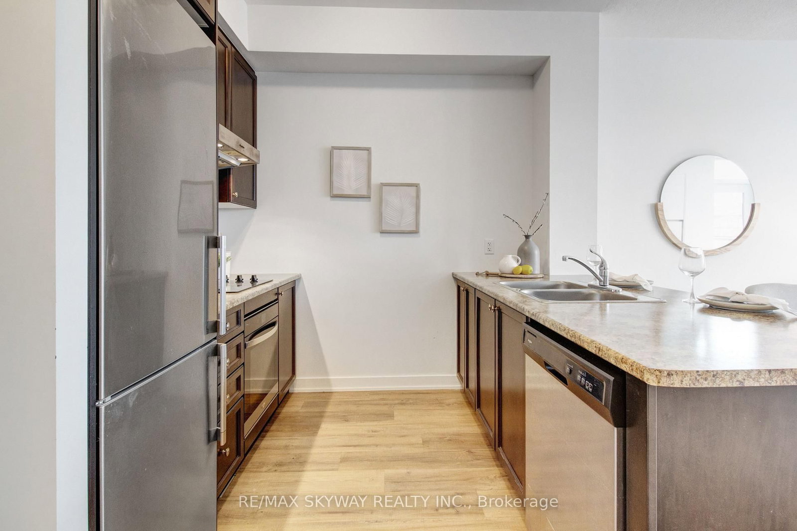 600 North Service Road, Unit 306 - Photo 27