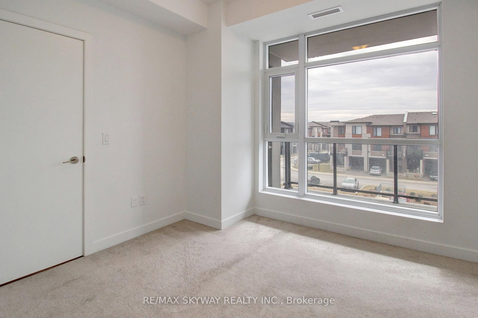 600 North Service Road, Unit 306 - Photo 31