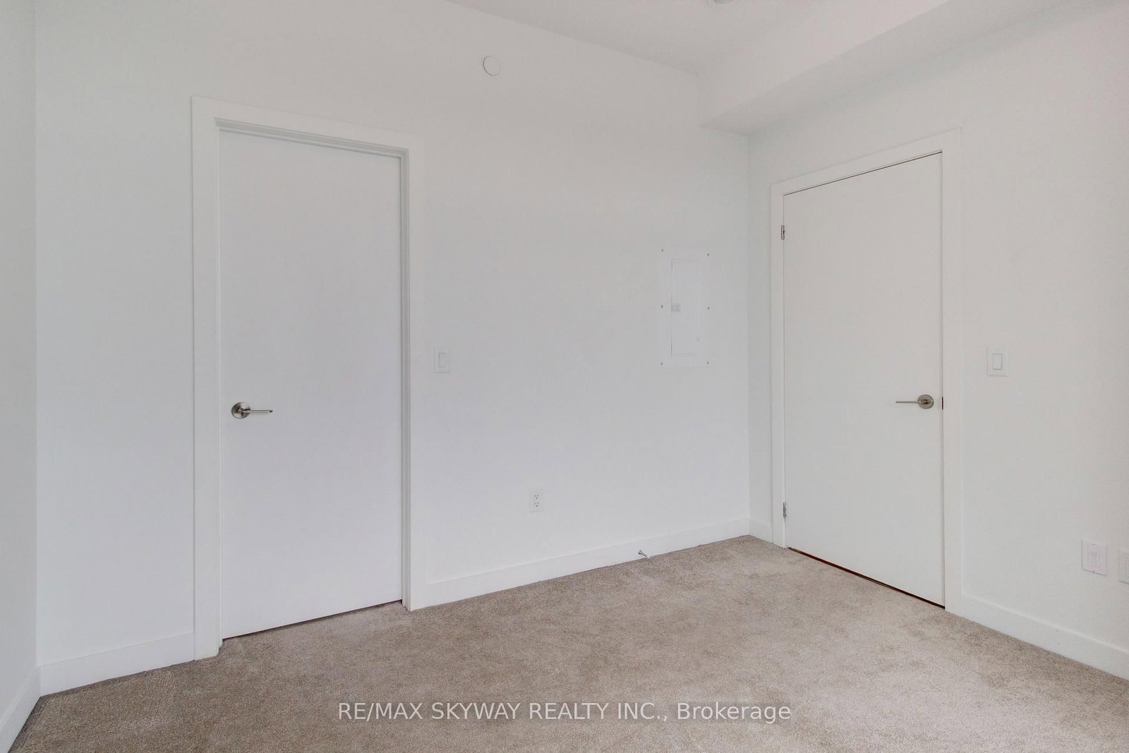 600 North Service Road, Unit 306 - Photo 33