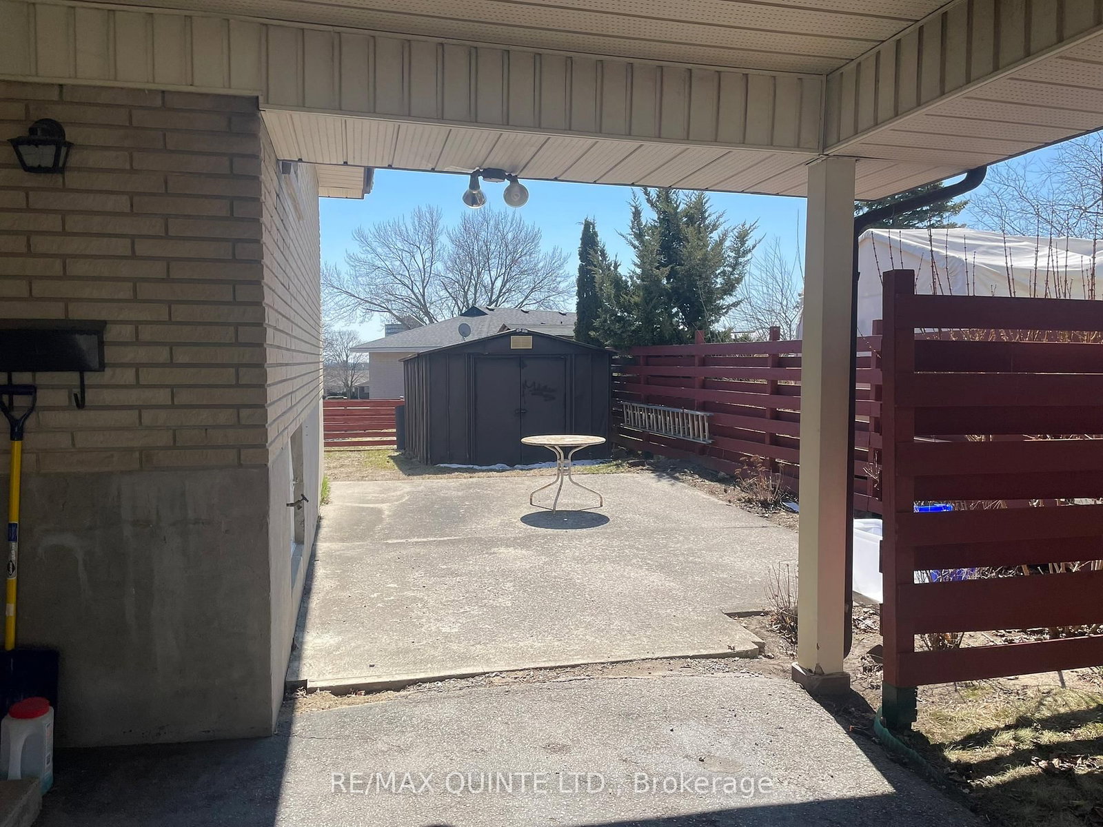 Detached House for sale at 16 Belvedere Road, Quinte West, Ontario, K8V 4A7 - Trenton Ward - MLS: X12960964