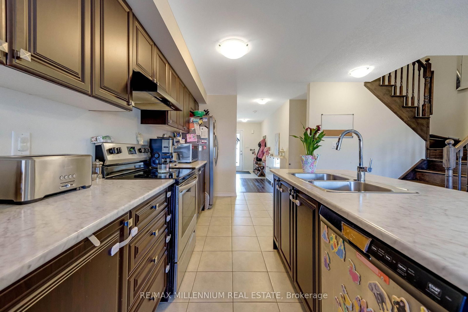 96 Esther Crescent S - Photo 13