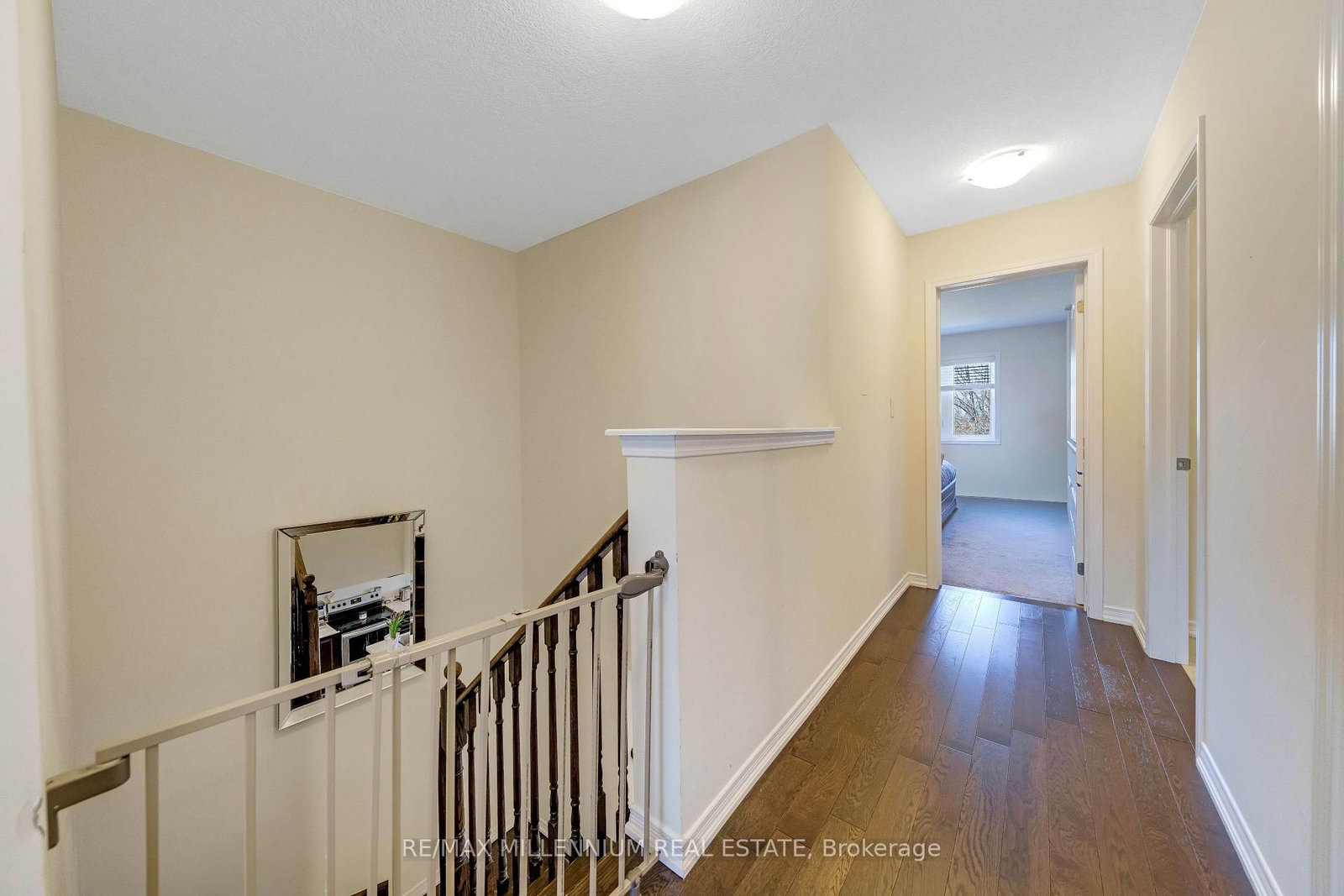 96 Esther Crescent S - Photo 24