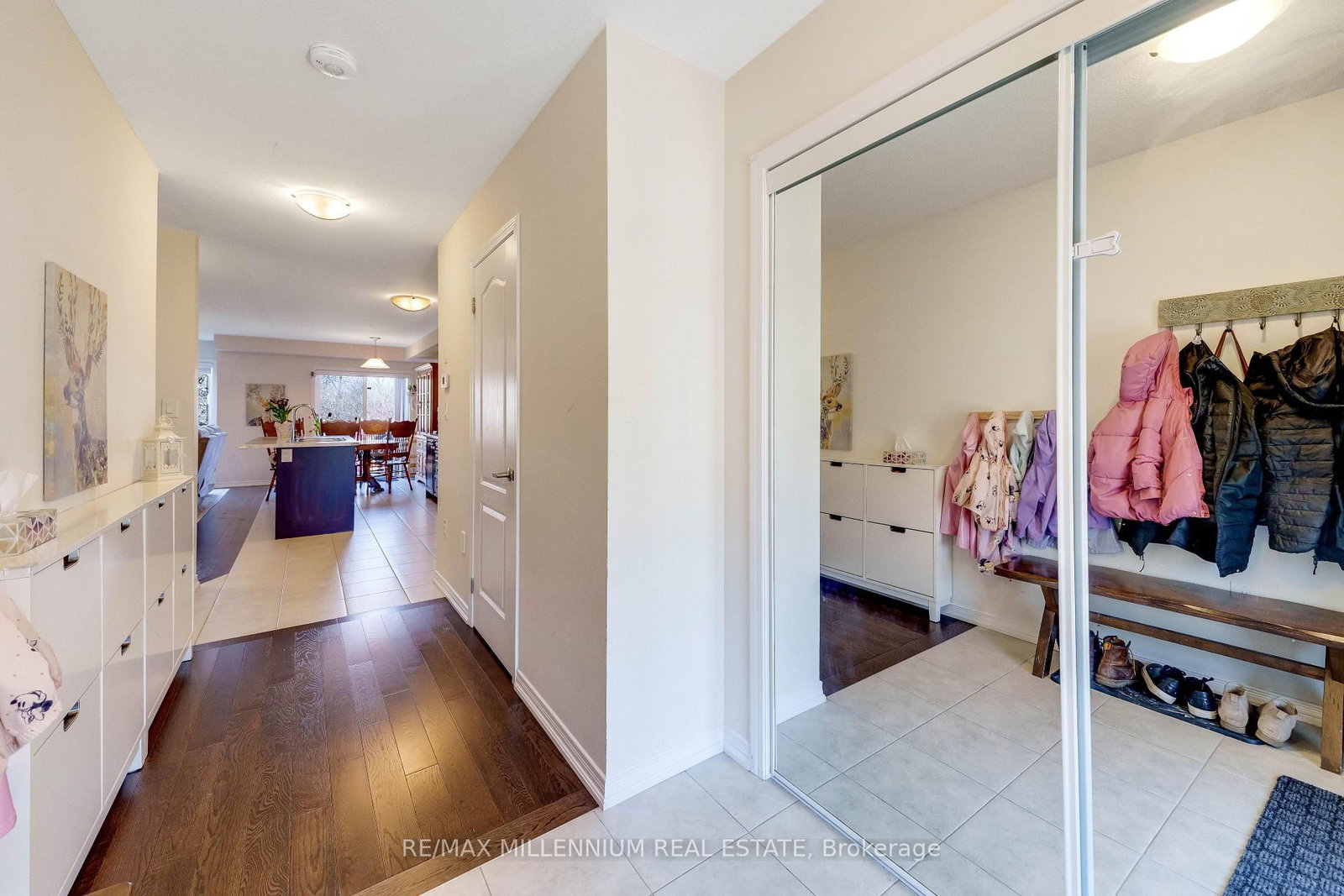 96 Esther Crescent S - Photo 3