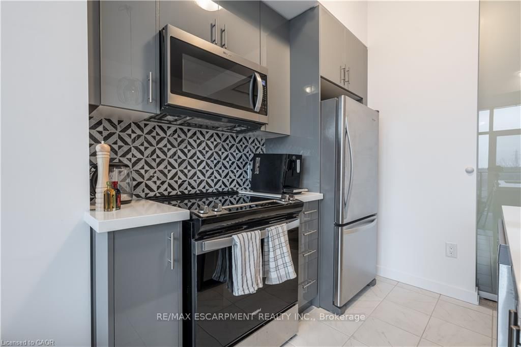 450 Dundas Street E, Unit 419 - Photo 5