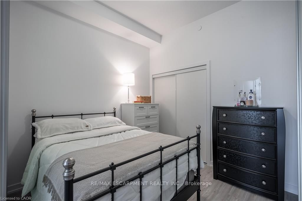 450 Dundas Street E, Unit 419 - Photo 9