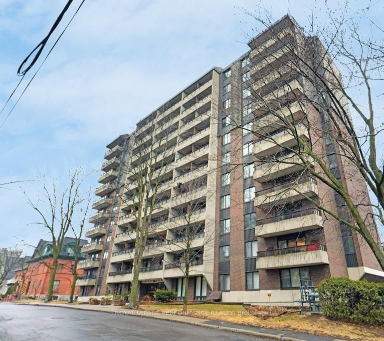 home for sale on 704-333 Chapel Street