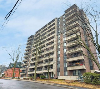 704 - 333 Chapel Street