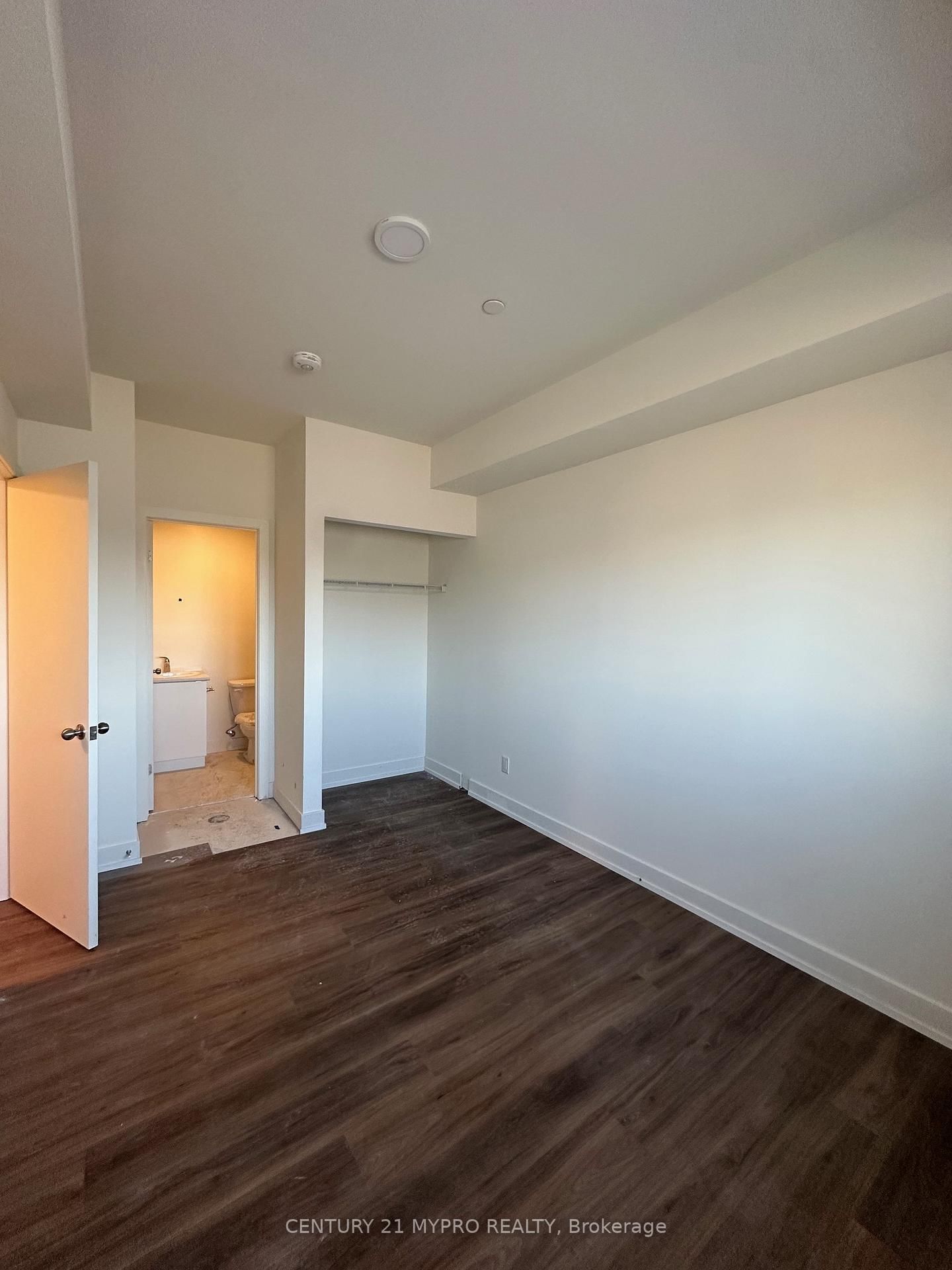 16 Melbourne Avenue, Unit 102A - Photo 16