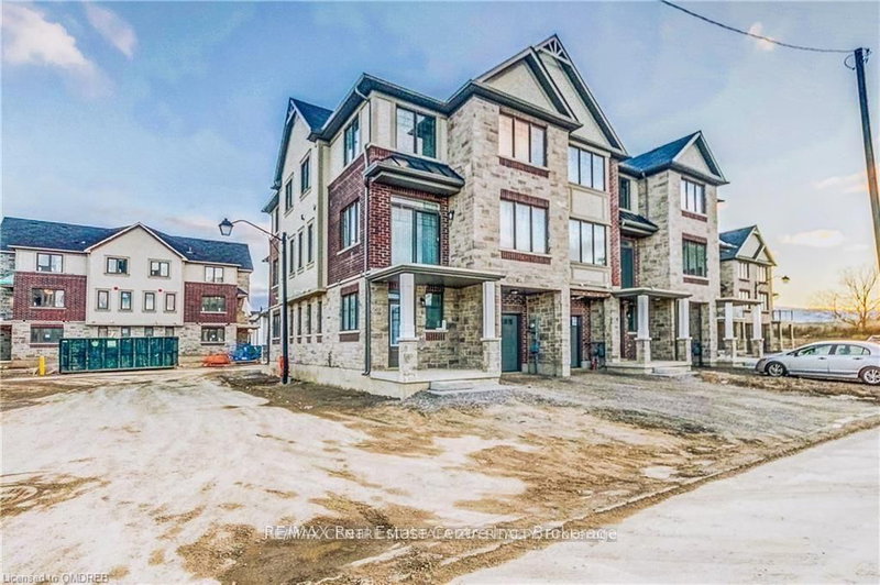 23 Dodman Cres, Hamilton, L9G 0G6 | Image 3