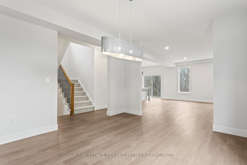 2698 BOBOLINK Lane, London South, N6M 0J9 | Image 3