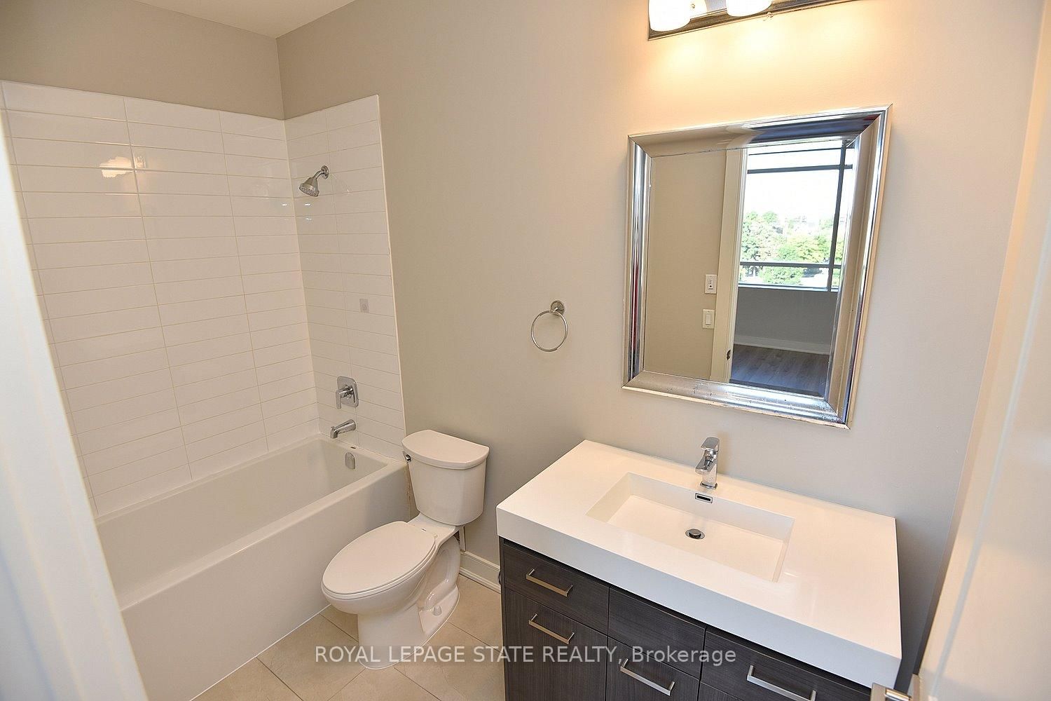 150 Main Street W, Unit 603 - Photo 21
