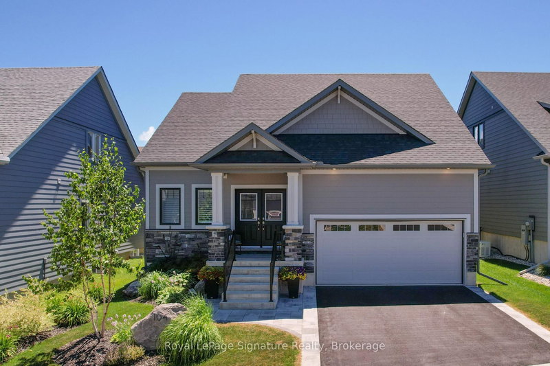 home for sale on 104 CLIPPERS Lane