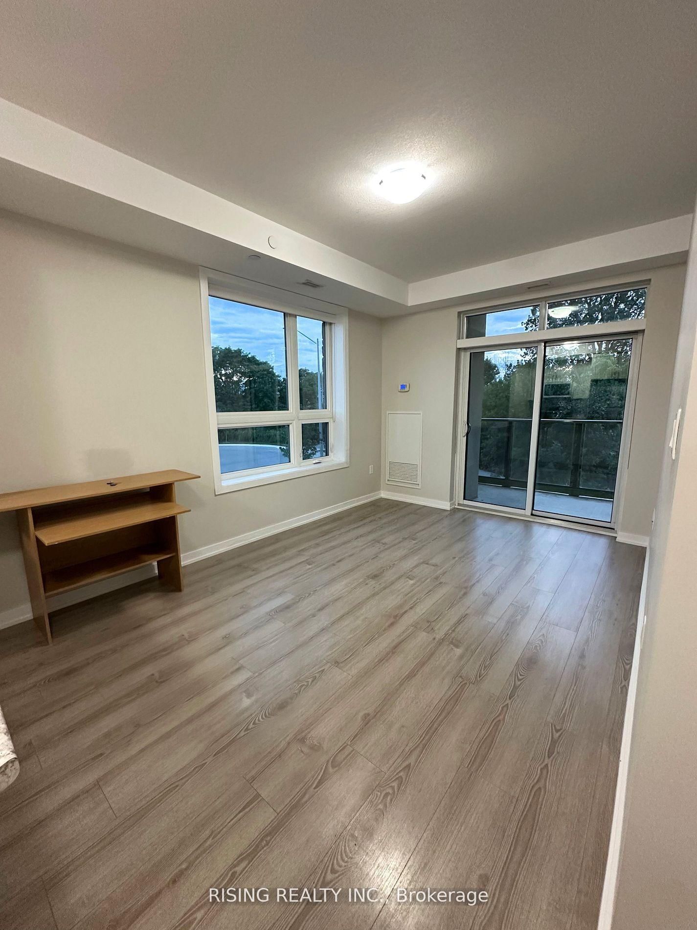 125 Shoreview Place, Unit 212 - Photo 10